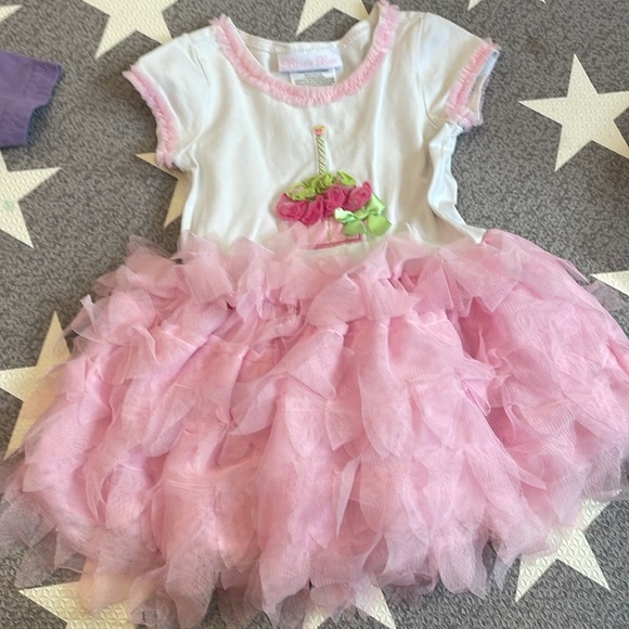 Set of 5 One pinks, white and purple dresses and top sz12-18 months - Picture 6 of 15
